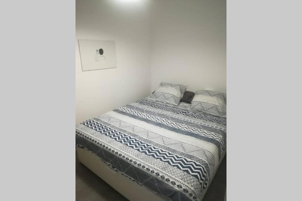 M4 Cool Terrace. 1 Min To Metro. 15 Min To Center Apartment Esplugues de Llobregat Exterior foto